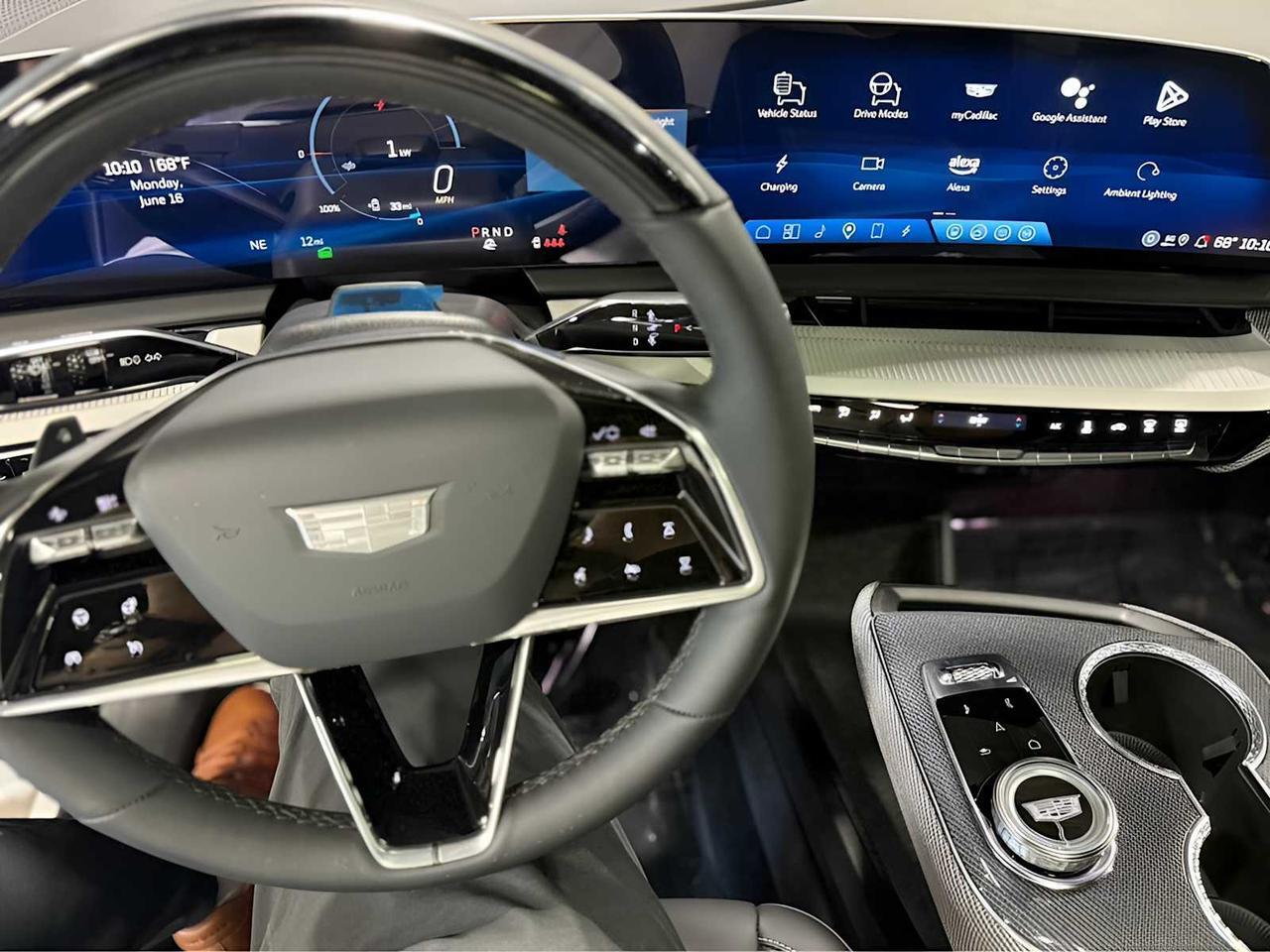 2025 Cadillac OPTIQ Luxury Woburn MA