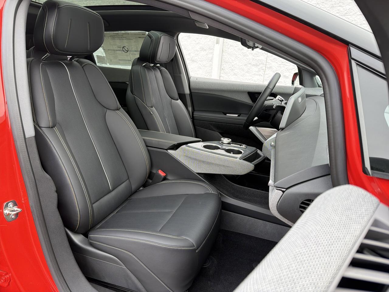 2025 Cadillac OPTIQ Sport AWD Saukville WI