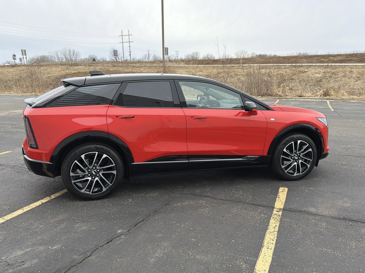 2025 Cadillac OPTIQ Sport AWD Saukville WI