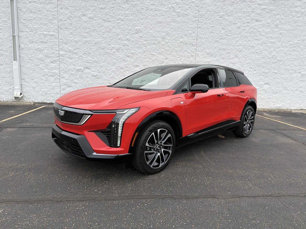 2025 Cadillac OPTIQ Sport AWD