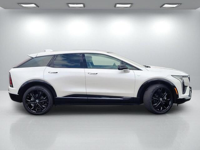 2025 Cadillac Optiq Sport photo 3