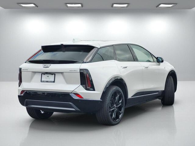 2025 Cadillac Optiq Sport photo 4