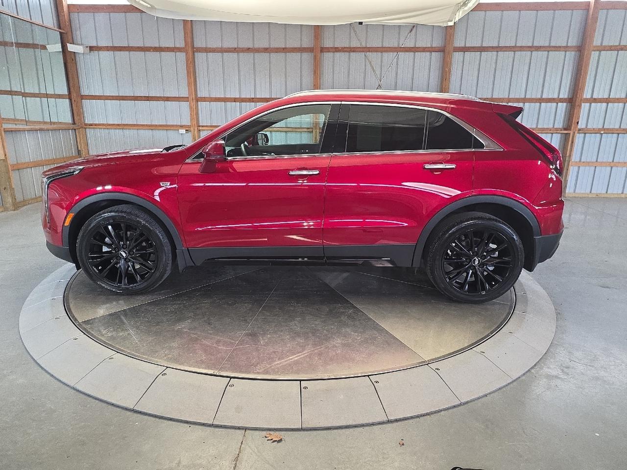 2025 Cadillac XT4 AWD Premium Luxury