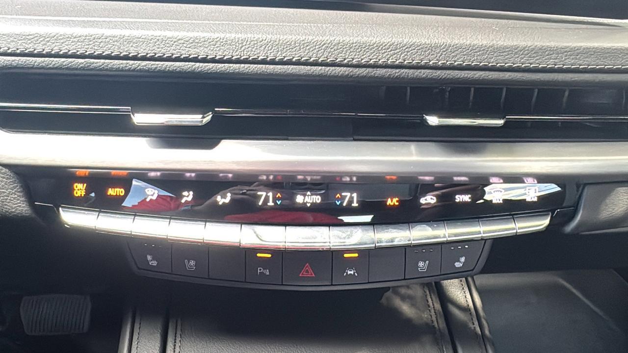 2025 Cadillac XT4 FWD Premium Luxury  Selma TX