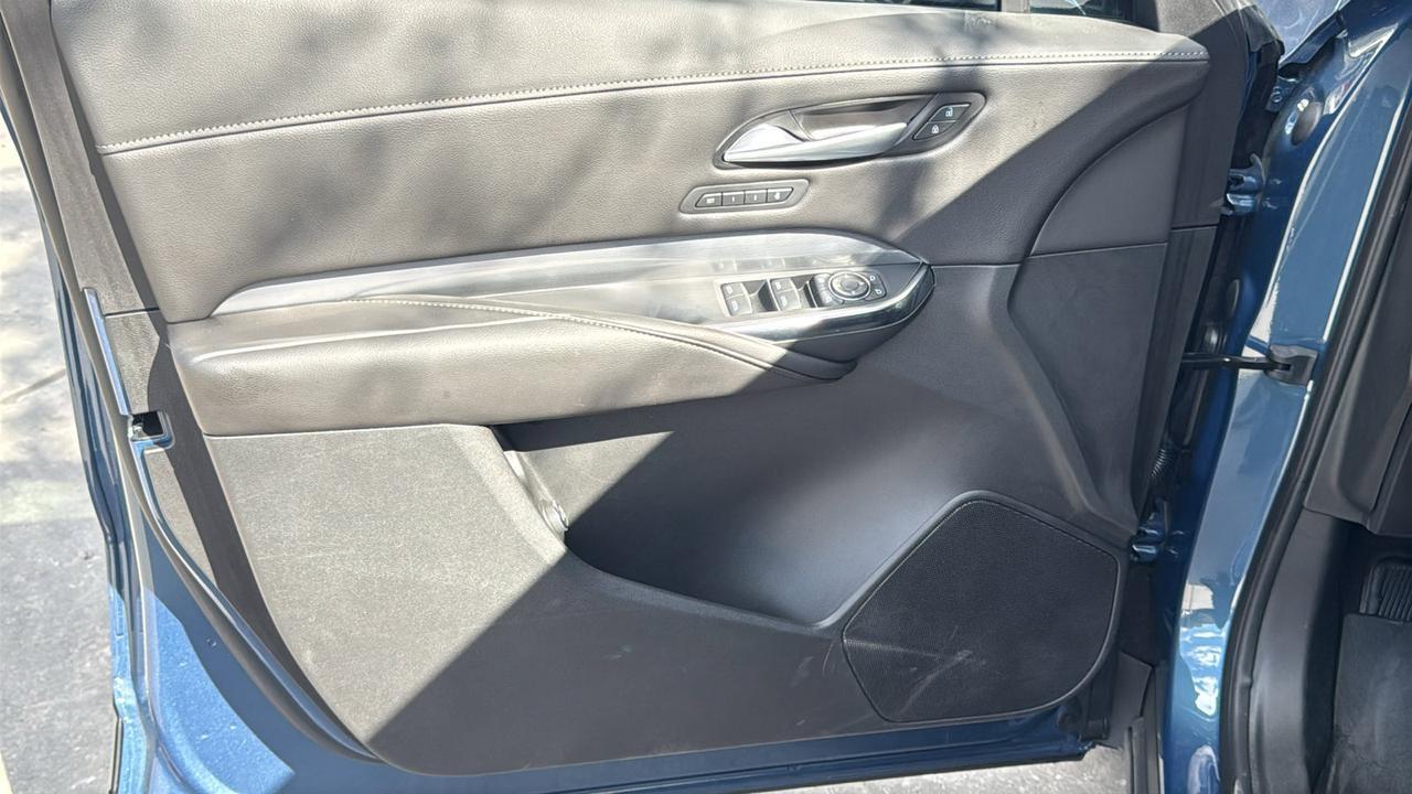 2025 Cadillac XT4 FWD Premium Luxury  Selma TX