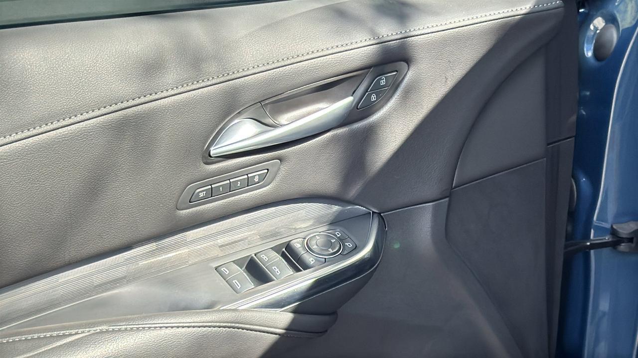 2025 Cadillac XT4 FWD Premium Luxury  Selma TX