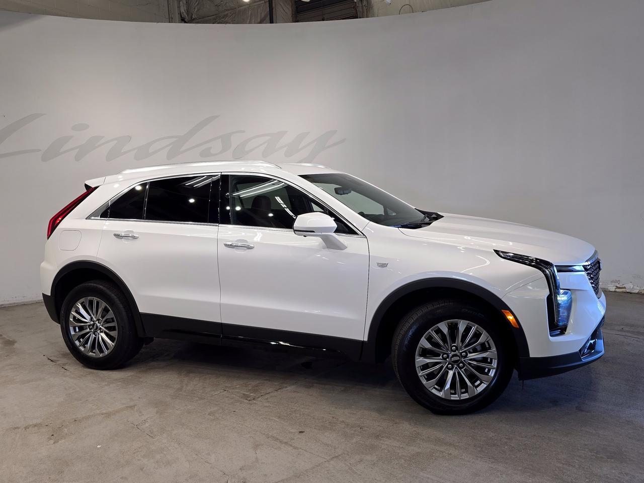 2025 Cadillac XT4 Premium Luxury