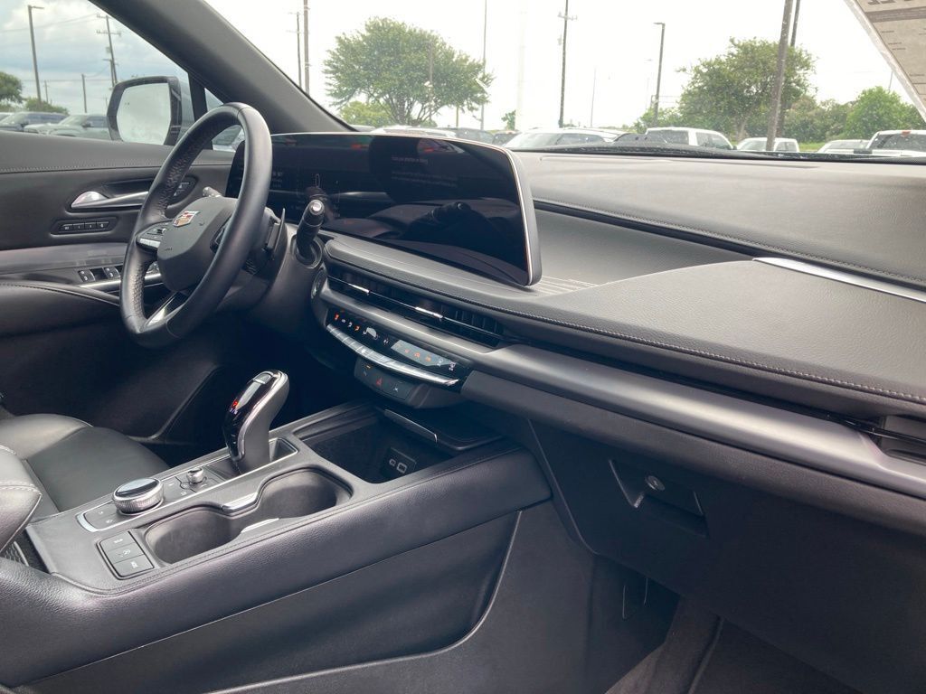 2025 Cadillac XT4 Premium Luxury San Antonio TX