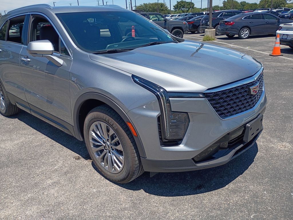 2025 Cadillac XT4 Premium Luxury San Antonio TX