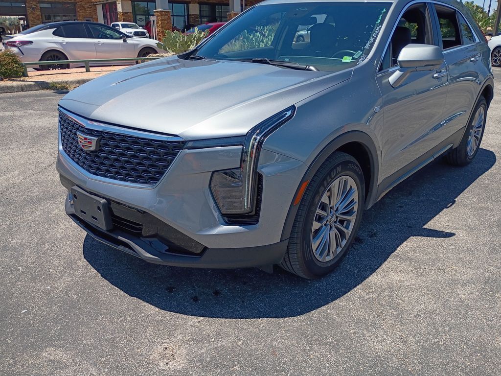 2025 Cadillac XT4 Premium Luxury San Antonio TX