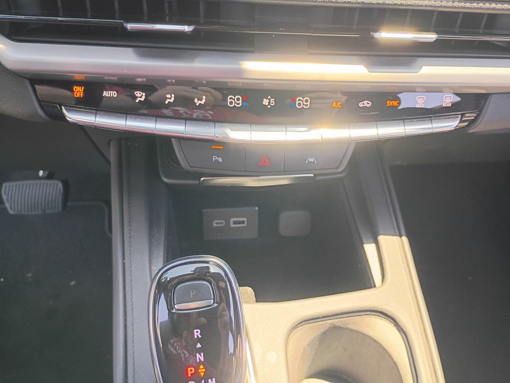 2025 Cadillac XT4 Premium Luxury San Antonio TX