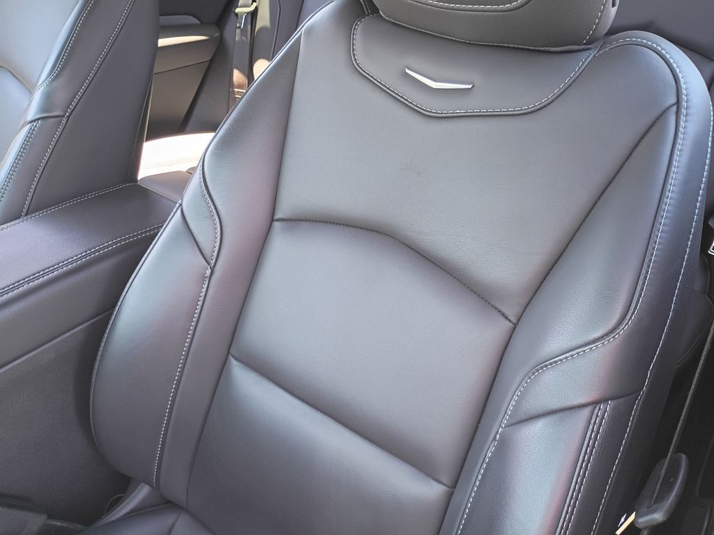 2025 Cadillac XT4 Premium Luxury San Antonio TX