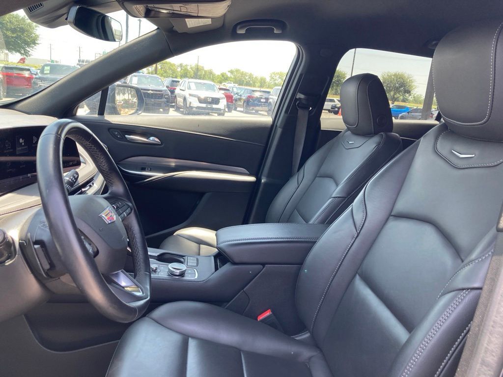 2025 Cadillac XT4 Premium Luxury San Antonio TX