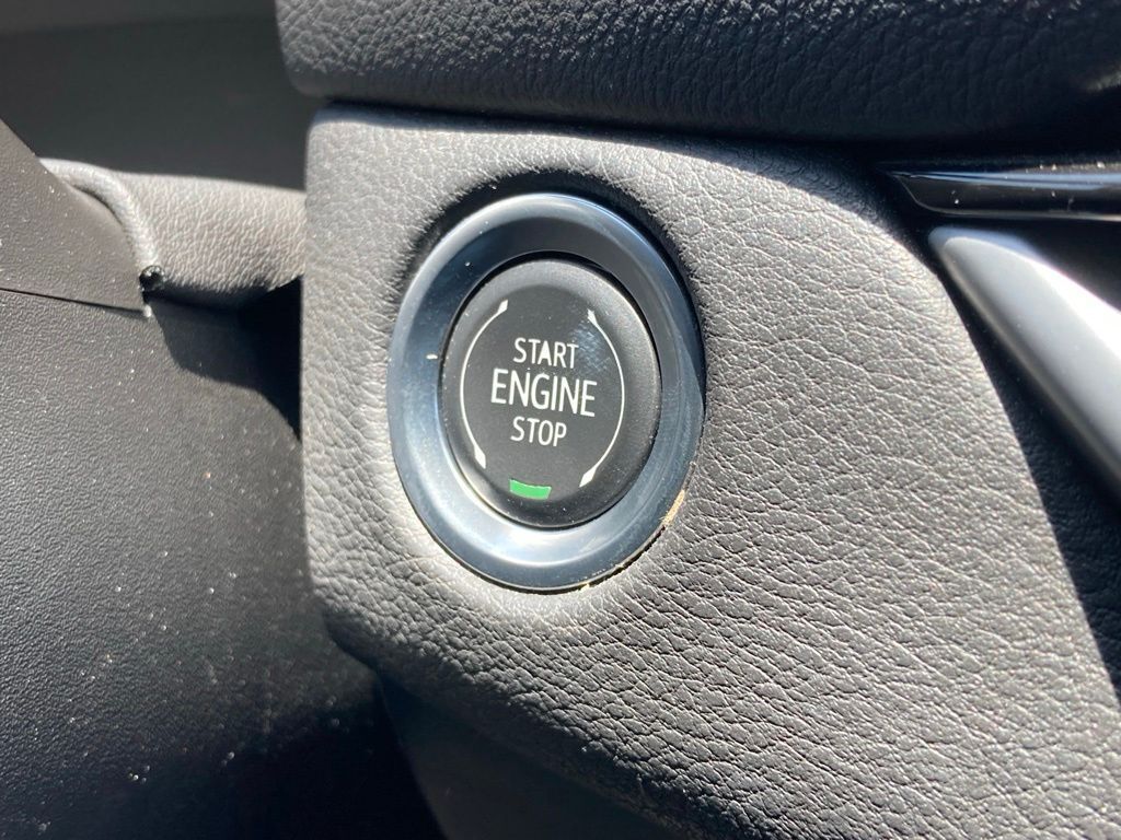 2025 Cadillac XT4 Premium Luxury San Antonio TX