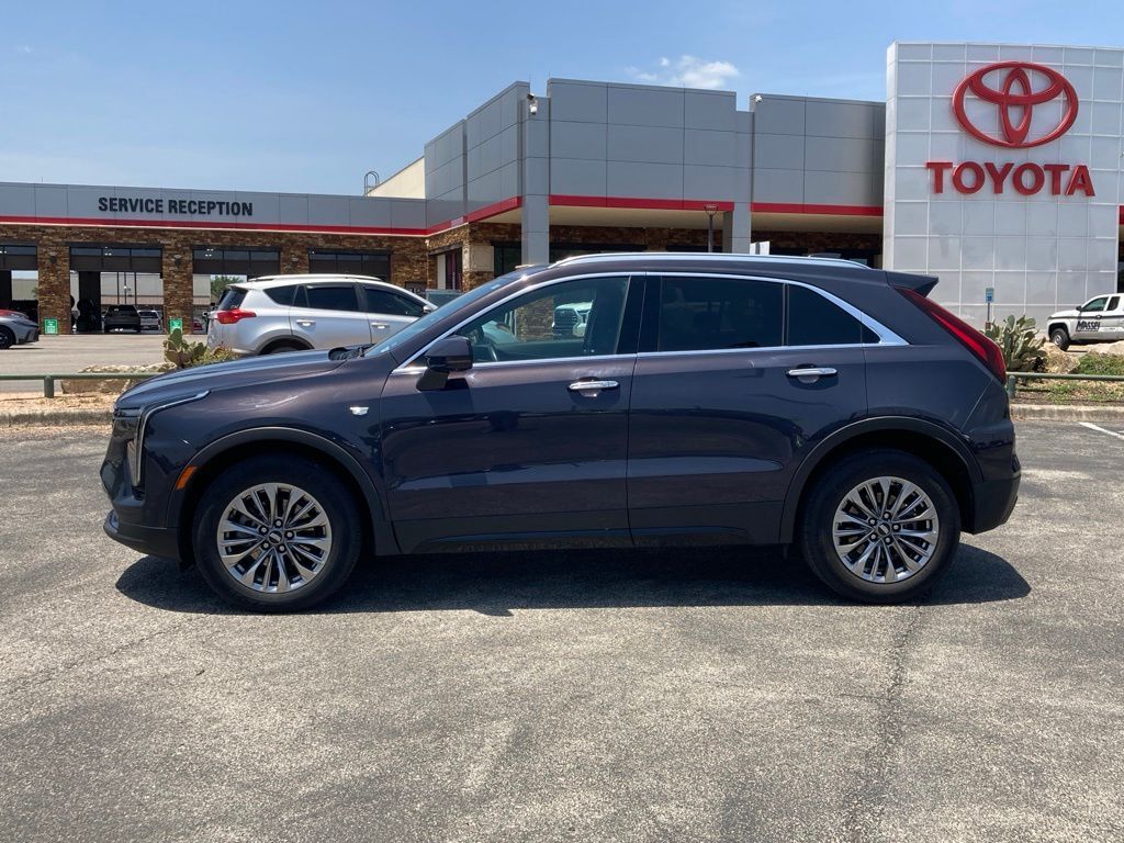 2025 Cadillac XT4 Premium Luxury San Antonio TX