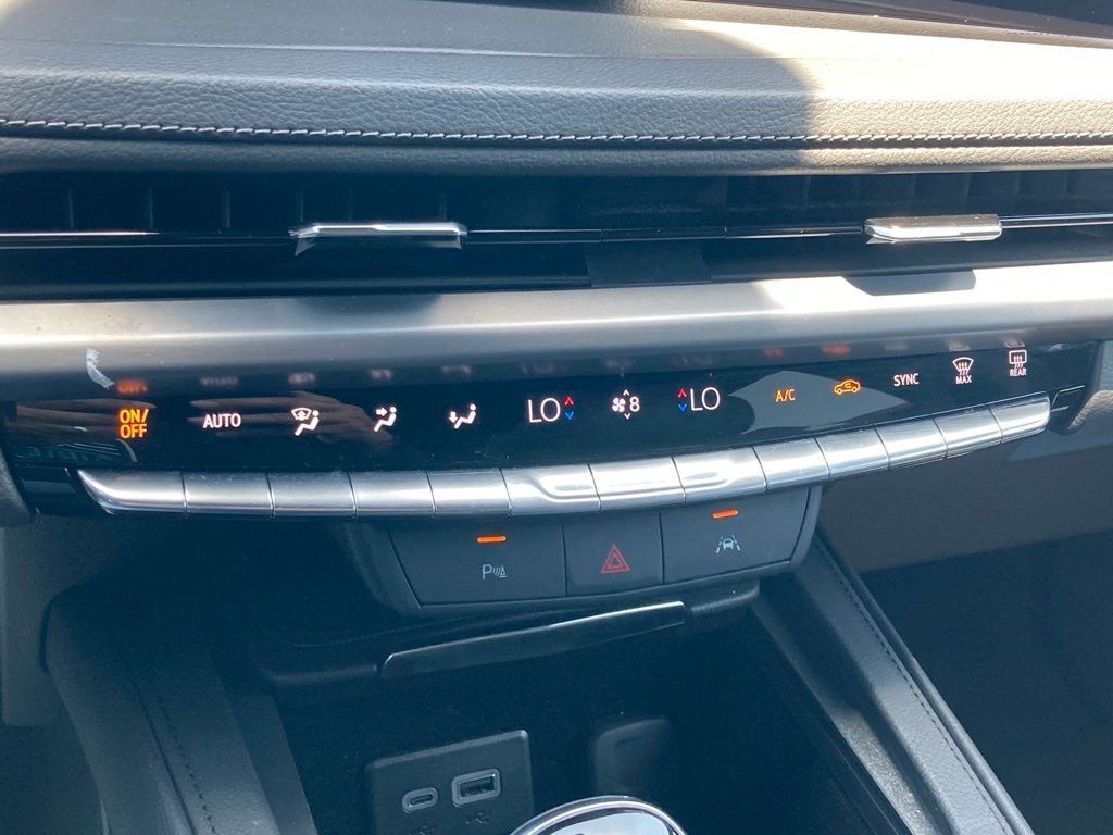 2025 Cadillac XT4 Premium Luxury San Antonio TX