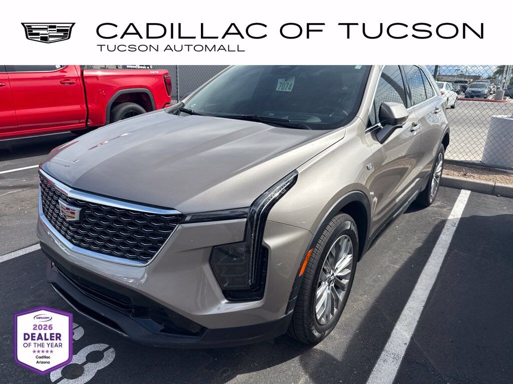 2025 Cadillac XT4 Premium Luxury