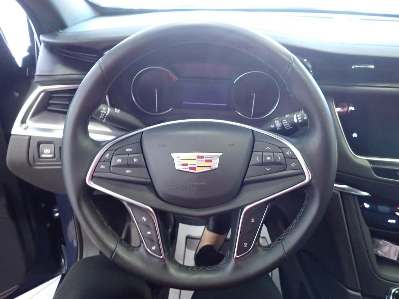 2025 Cadillac XT5 AWD Luxury 4DR LEATHER Listowel ON