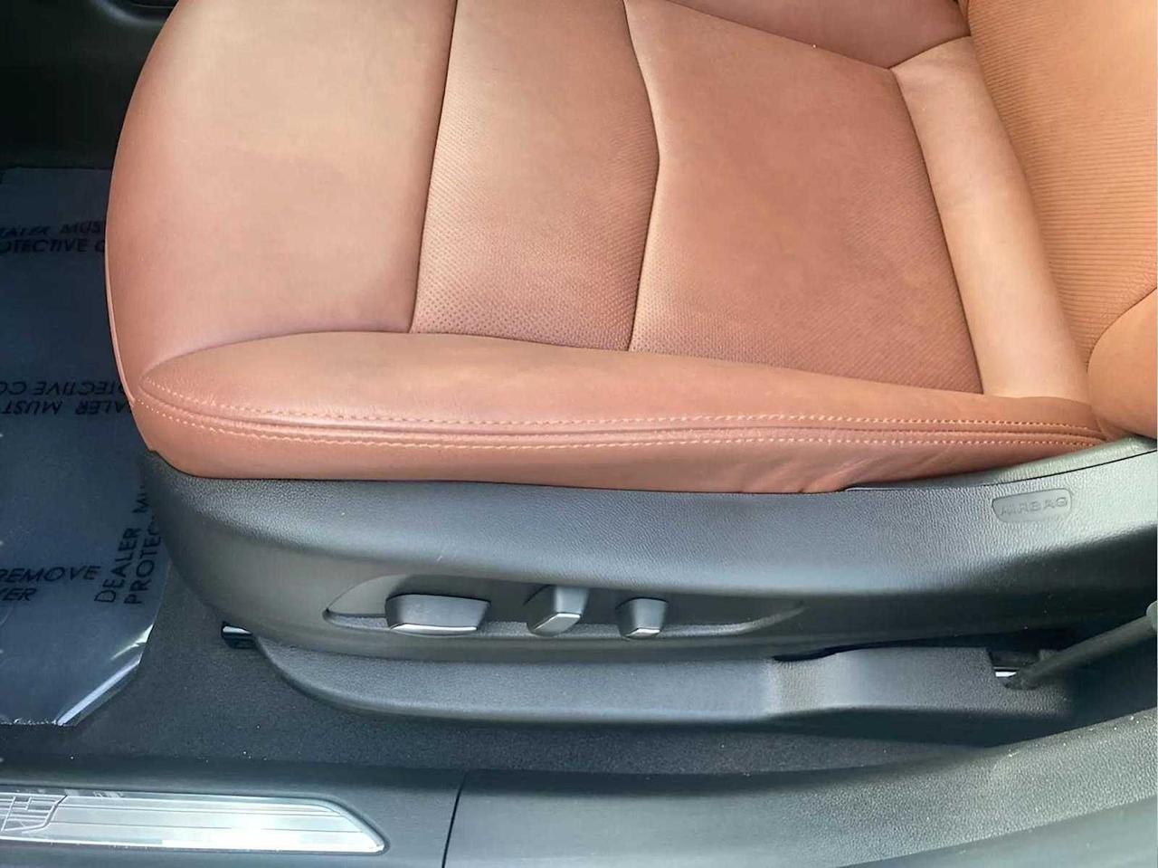 2025 Cadillac XT5 AWD Sport Woburn MA