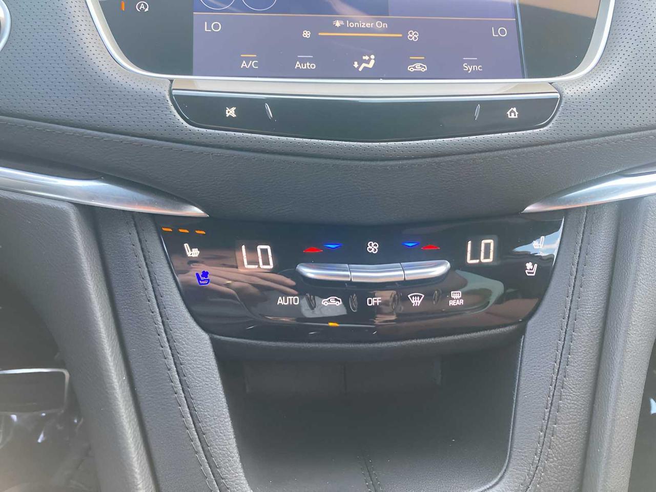 2025 Cadillac XT5 AWD Sport Woburn MA