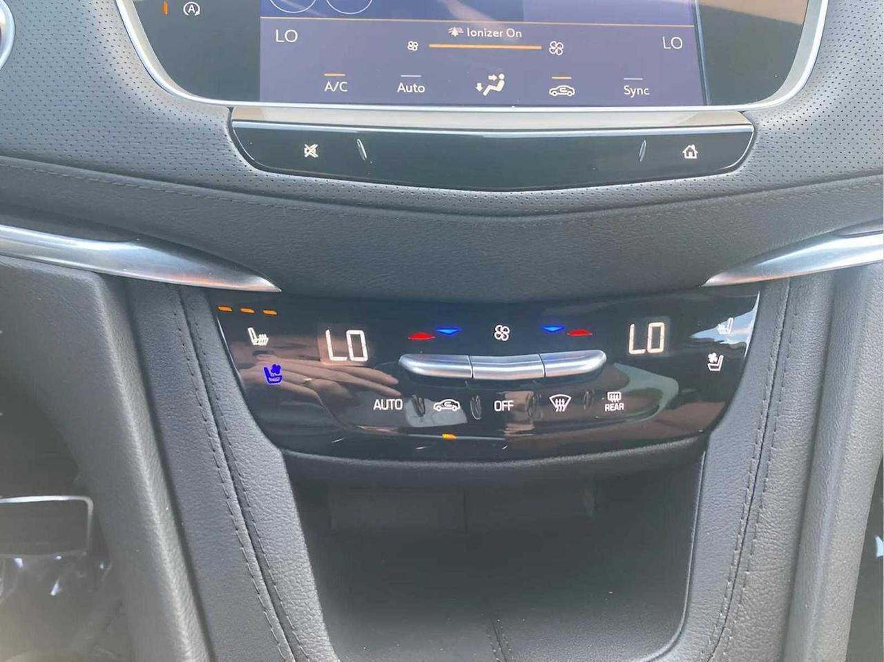 2025 Cadillac XT5 AWD Sport Woburn MA