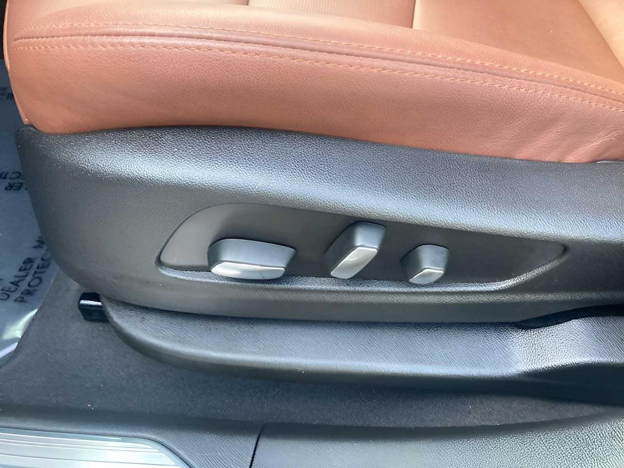 2025 Cadillac XT5 AWD Sport Woburn MA