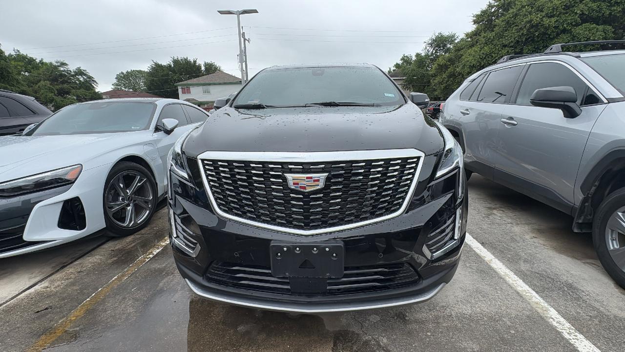2025 Cadillac XT5 FWD Premium Luxury