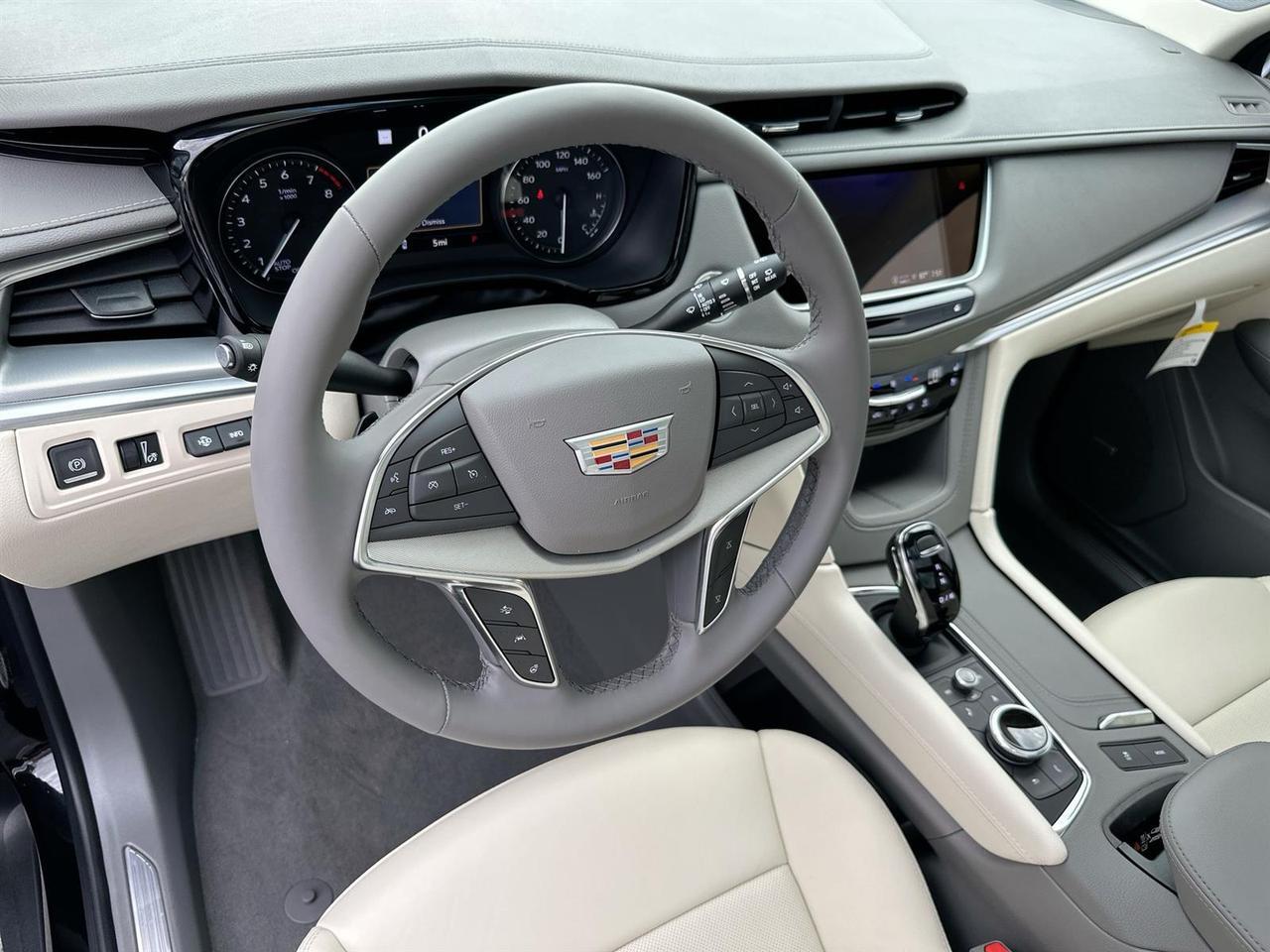 2025 Cadillac XT5 FWD Premium Luxury Tucson AZ