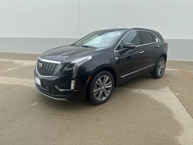 2025 Cadillac XT5 Premium Luxury AWD Milwaukee WI