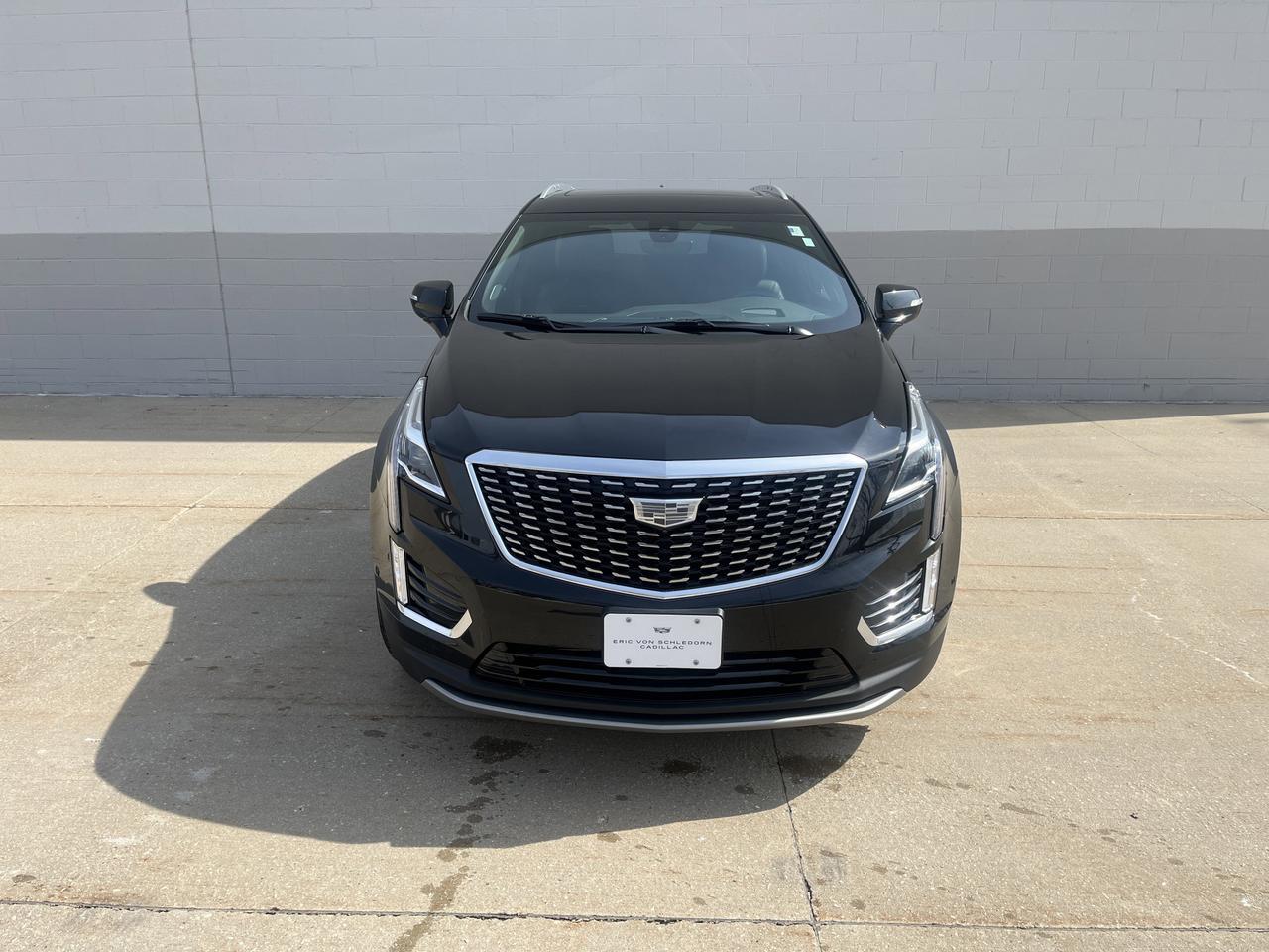 2025 Cadillac XT5 Premium Luxury AWD Tri-ZoneAutomaticClimateCTRL TechPkgs w/Sunroof Nav HtdCldMemLthr HD-SrrndVsn