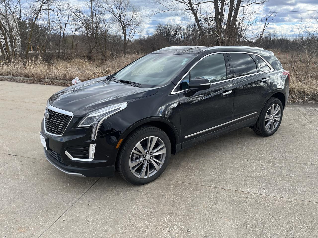 2025 Cadillac XT5 Premium Luxury AWD Tri-ZoneAutomaticClimateCTRL TechPkgs w/Sunroof Nav HtdCldMemLthr HD-SrrndVsn