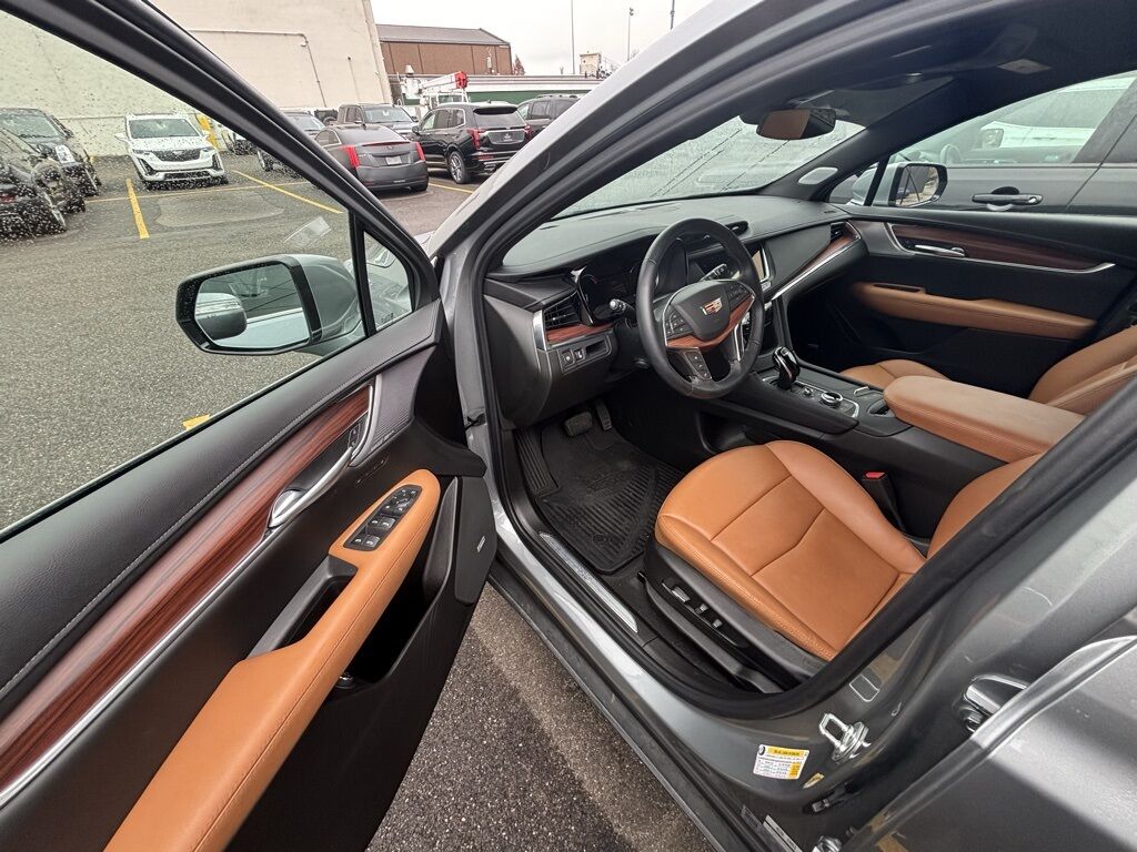 2025 Cadillac XT5 Premium Luxury AKRON OH