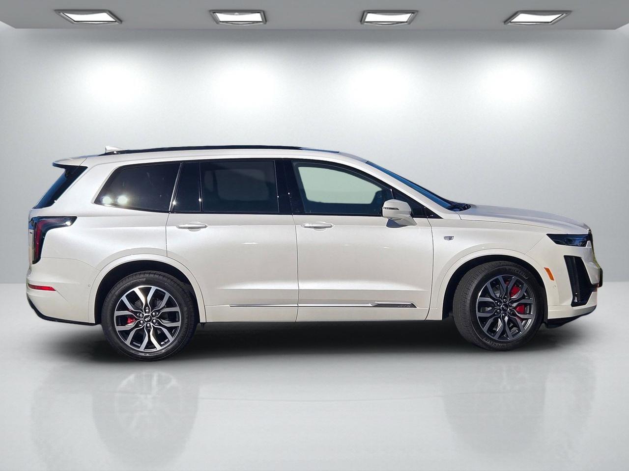 2025 Cadillac XT6 AWD Sport