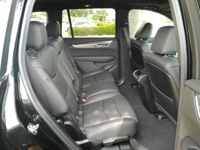 2025 Cadillac XT6 FWD Luxury Plano TX