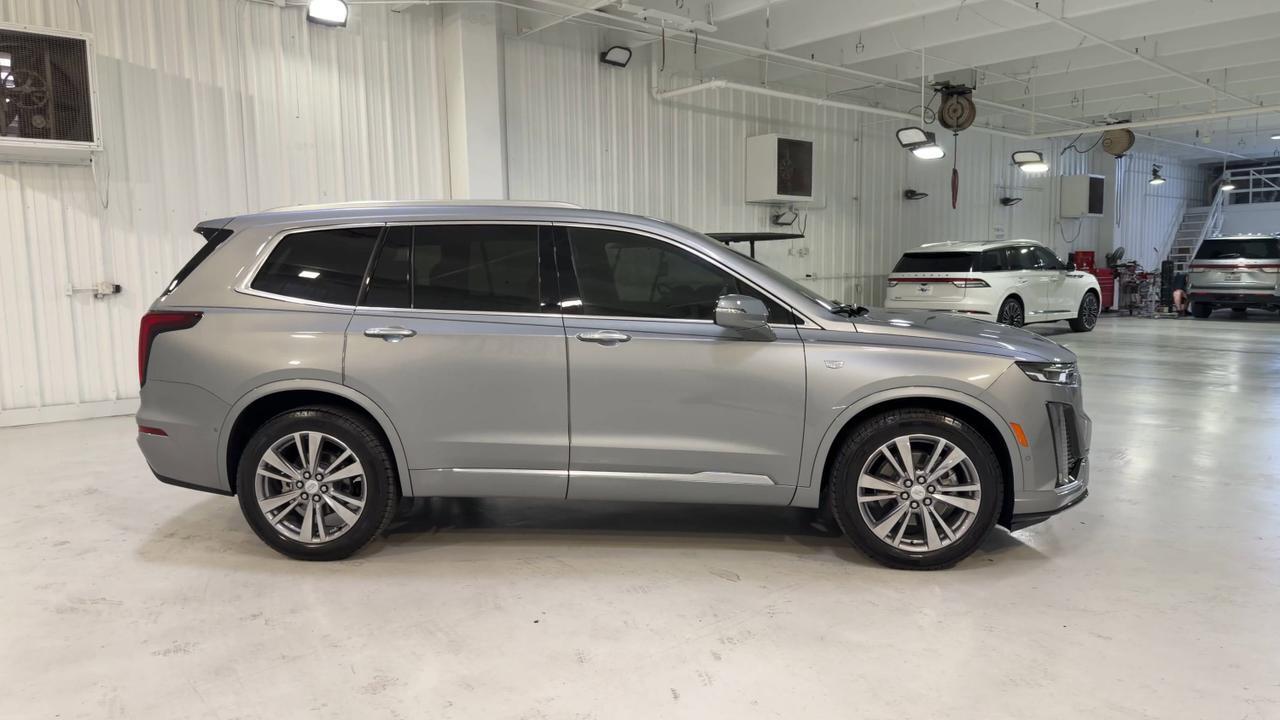 2025 Cadillac XT6 FWD Premium Luxury