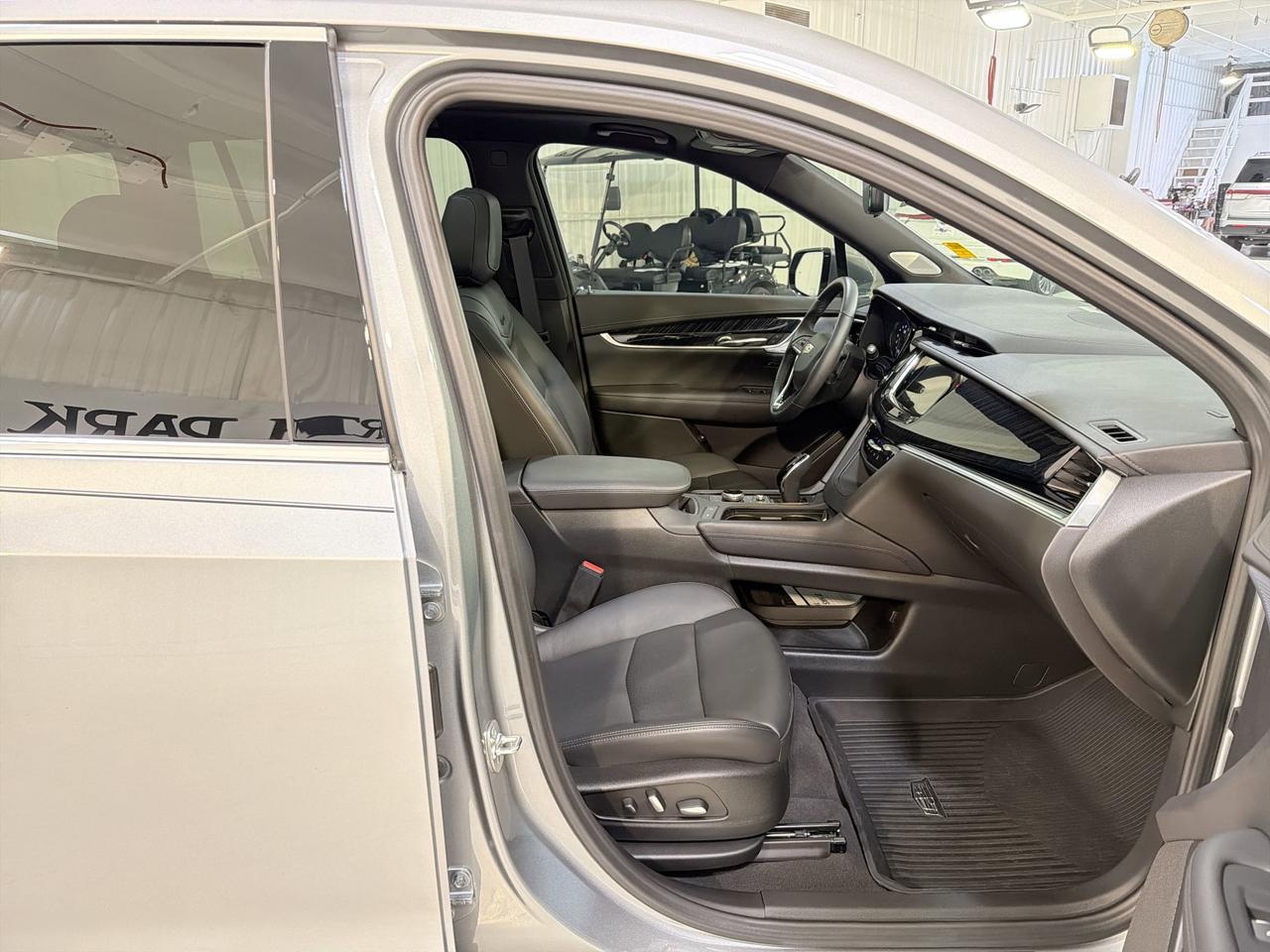 2025 Cadillac XT6 FWD Premium Luxury San Antonio TX