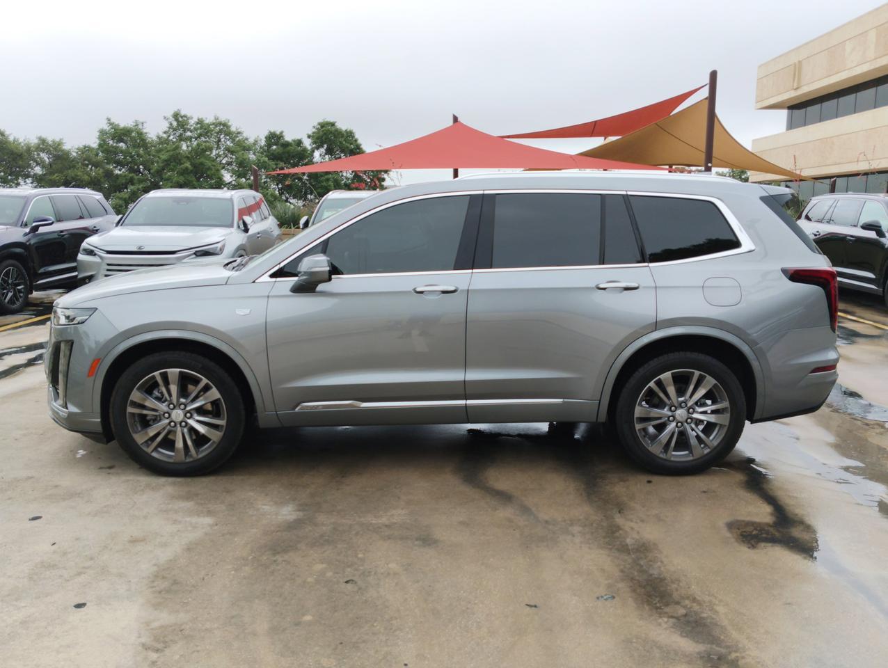 2025 Cadillac XT6