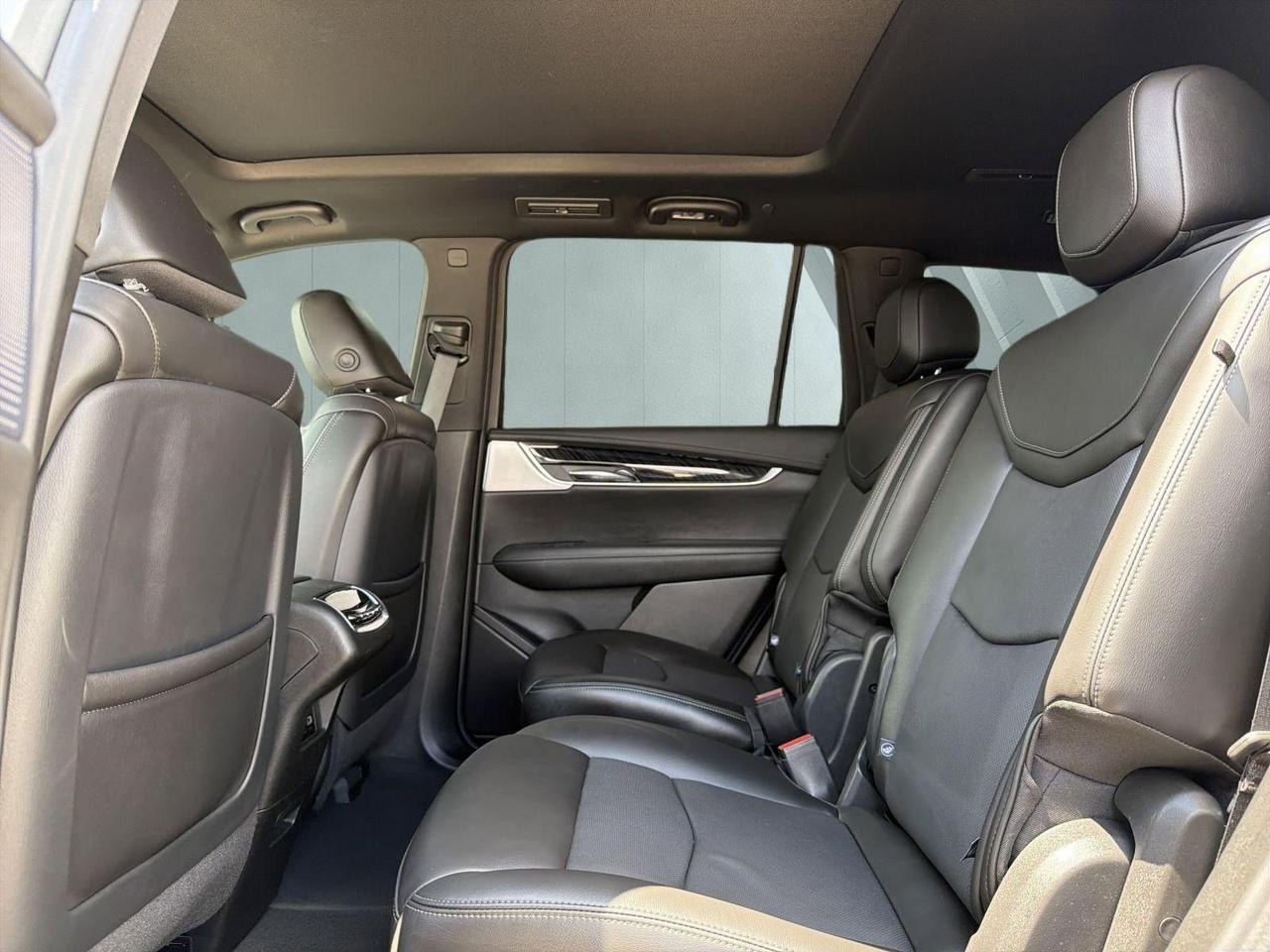 2025 Cadillac XT6 FWD Premium Luxury San Antonio TX