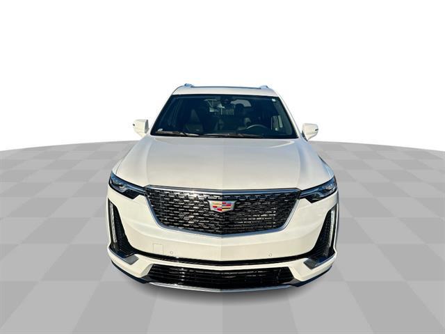 2025 Cadillac XT6 Luxury