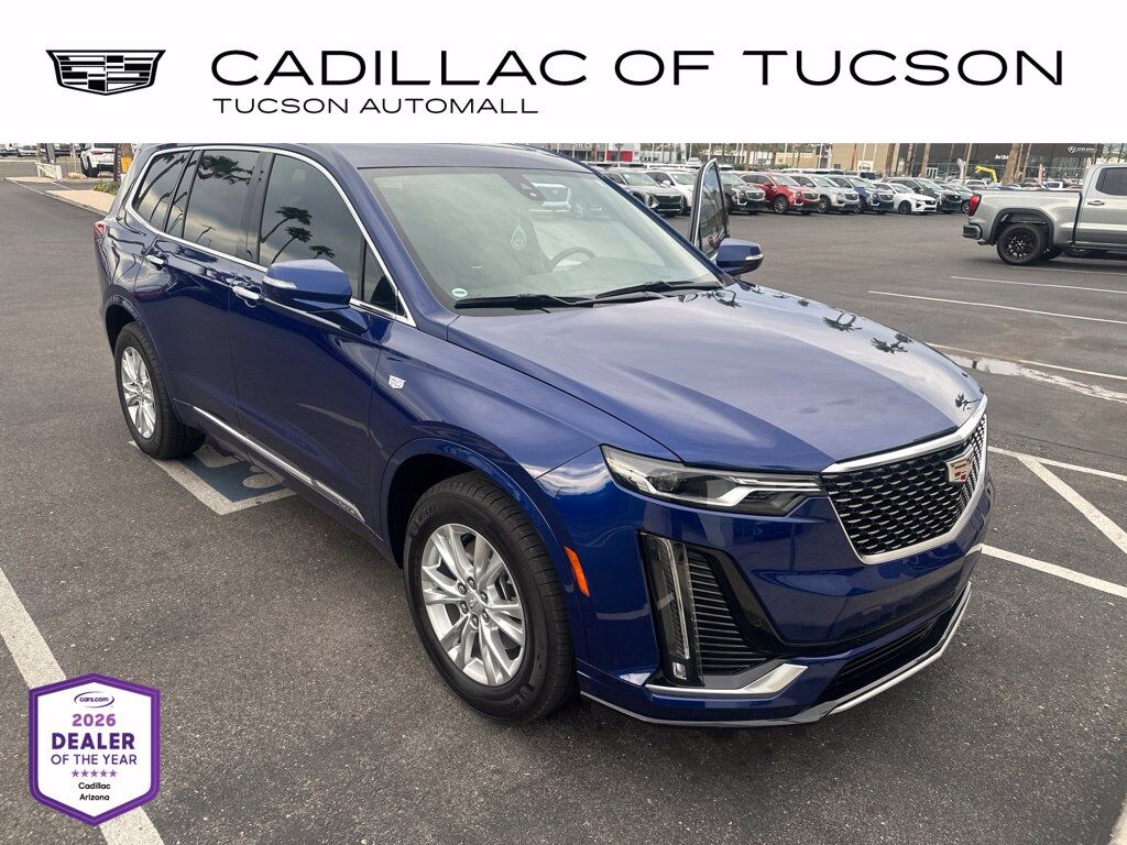 2025 Cadillac XT6 Luxury