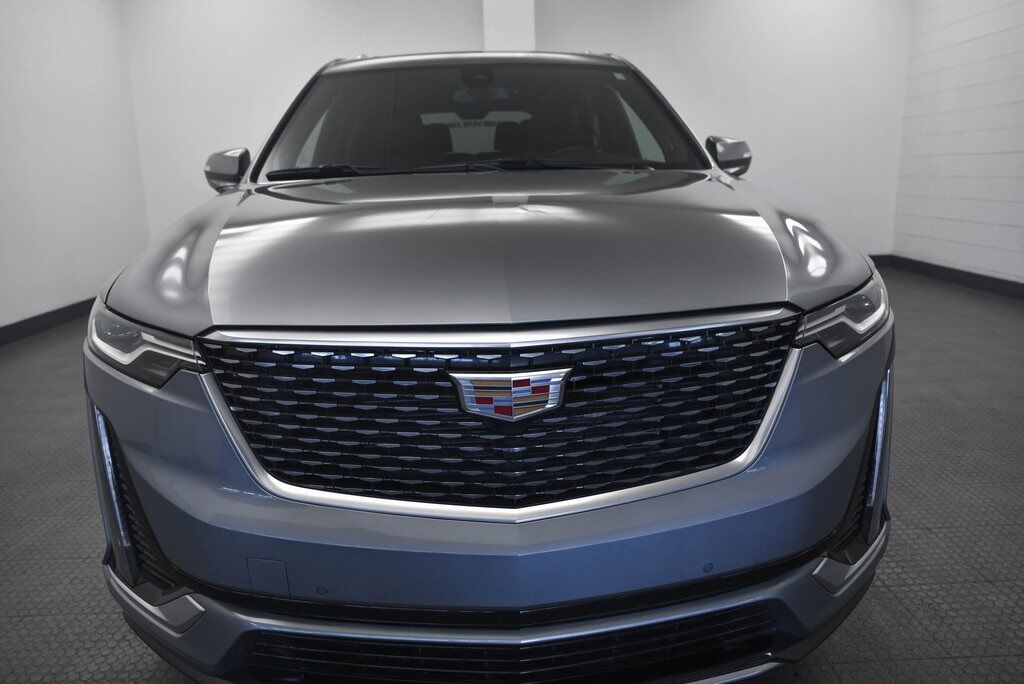 2025 Cadillac XT6 Premium Luxury AKRON OH