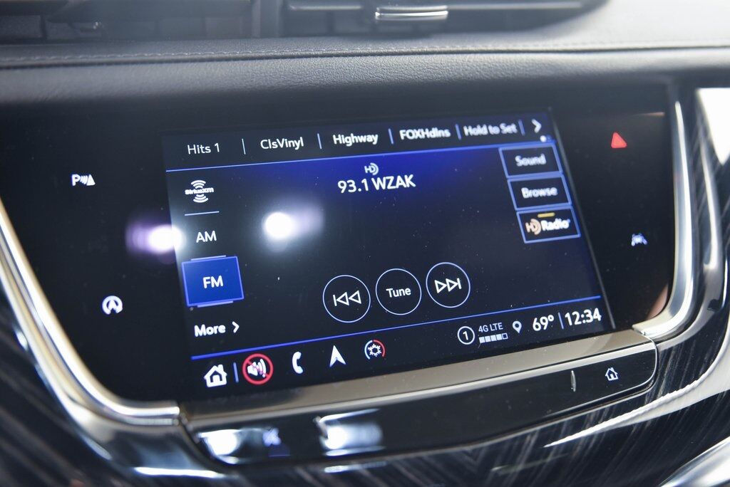 2025 Cadillac XT6 Premium Luxury AKRON OH