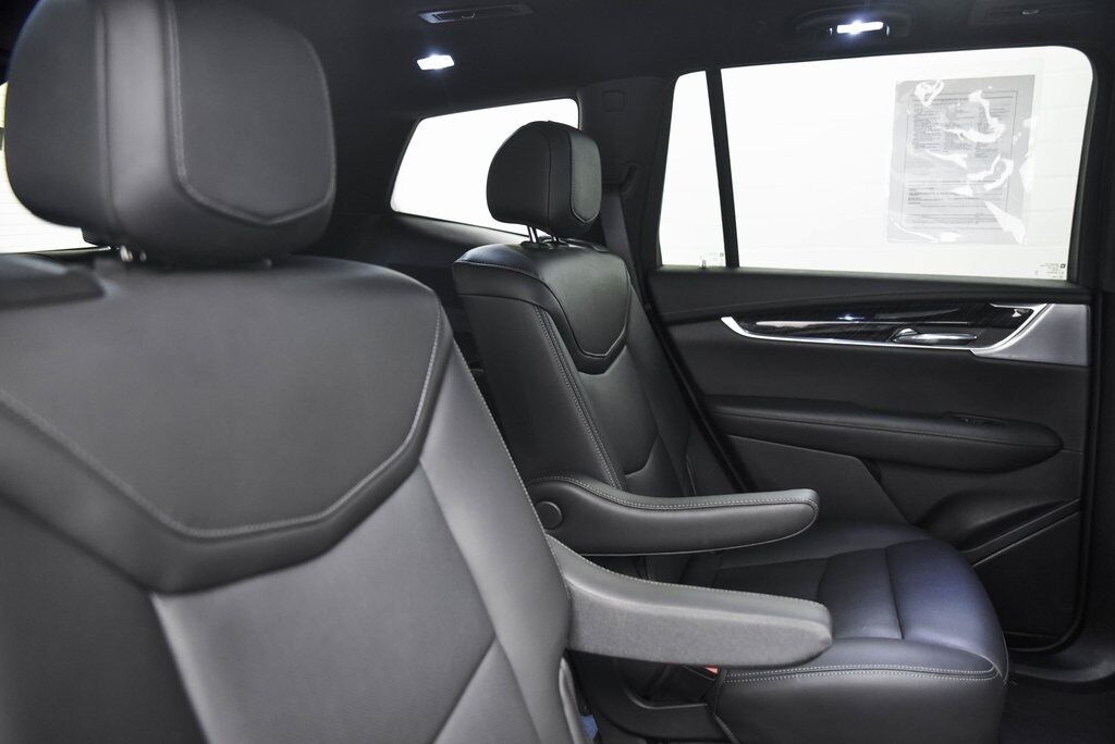 2025 Cadillac XT6 Premium Luxury AKRON OH