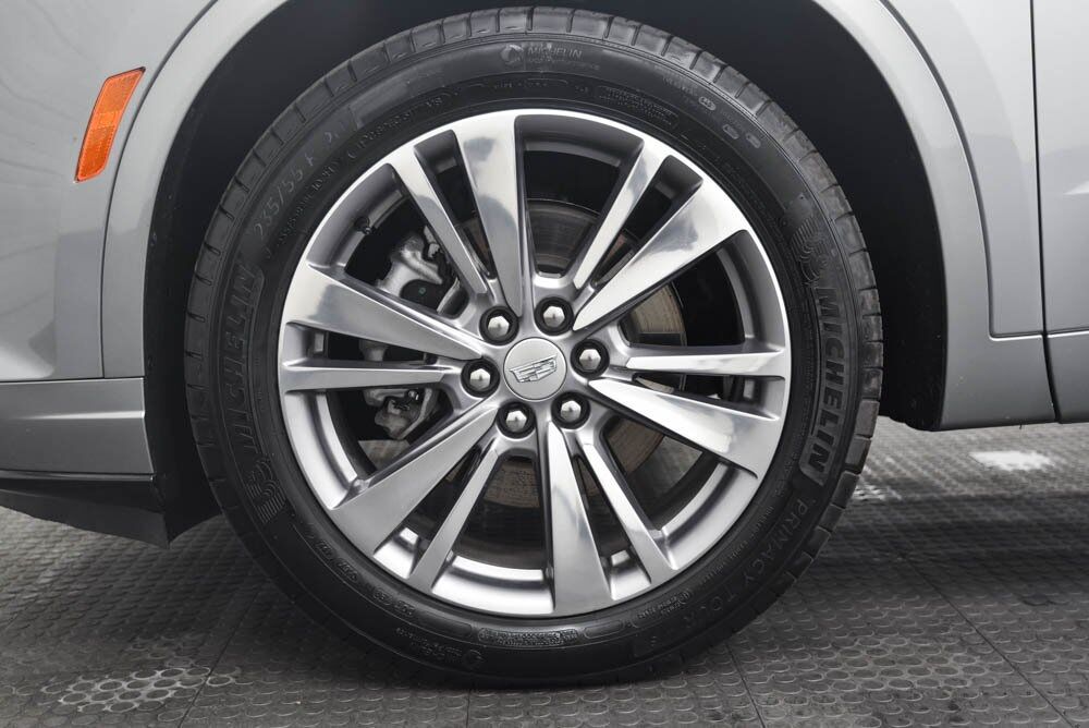 2025 Cadillac XT6 Premium Luxury AKRON OH