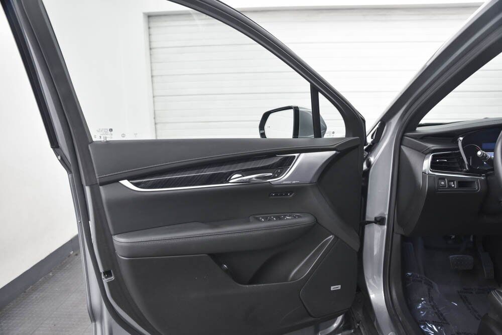 2025 Cadillac XT6 Premium Luxury AKRON OH