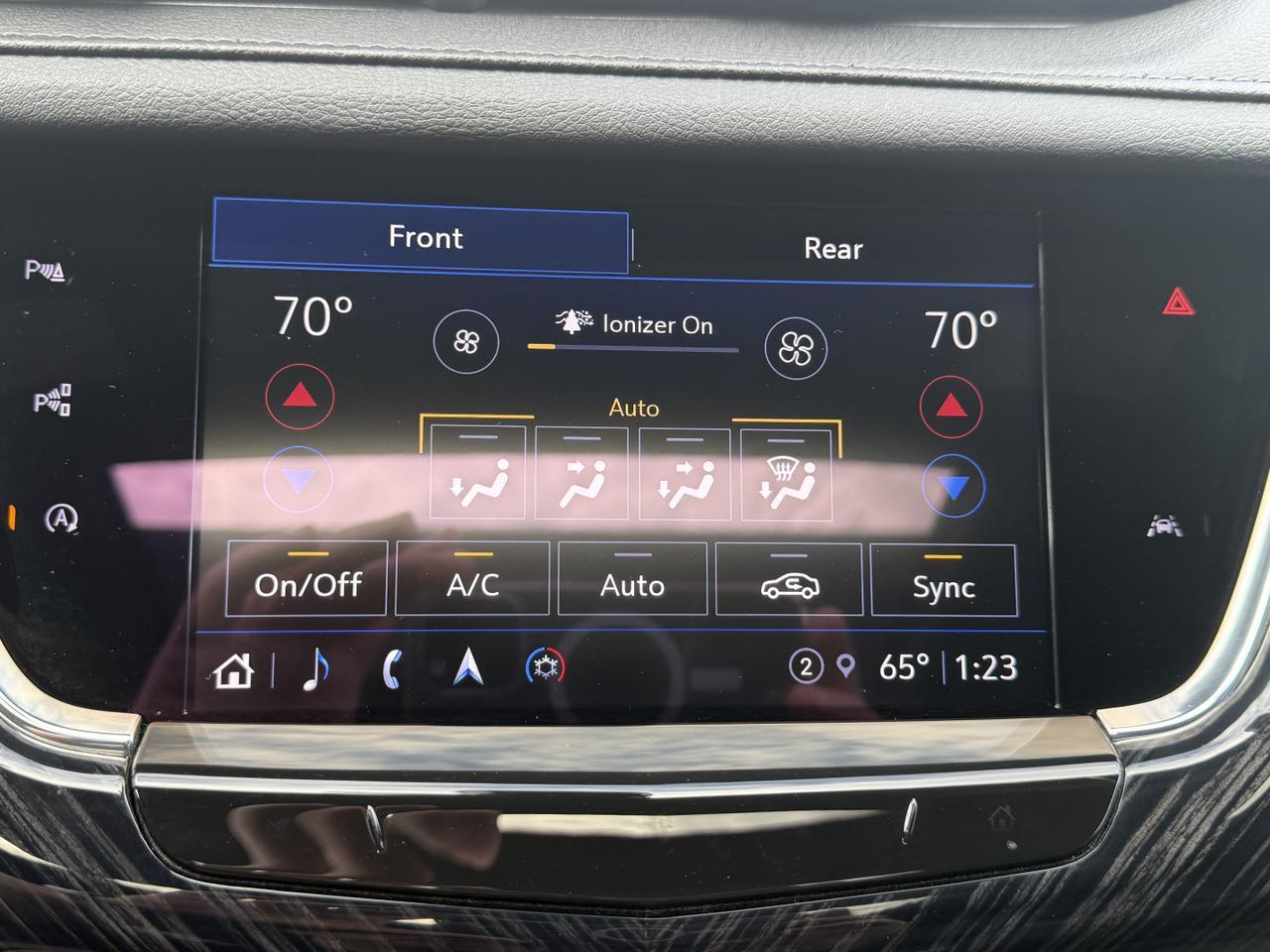 2025 Cadillac XT6 Premium Luxury Connellsville PA