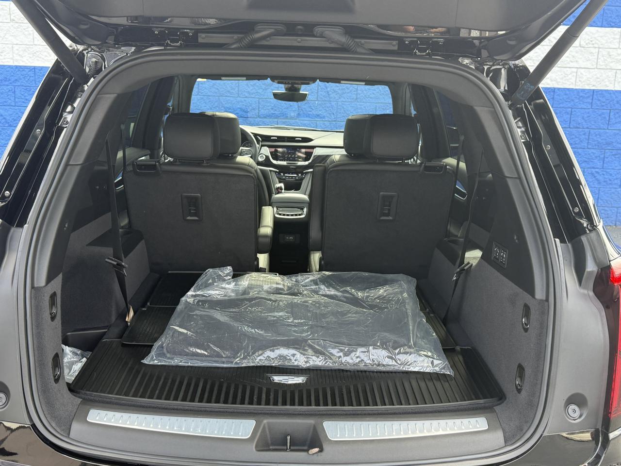 2025 Cadillac XT6 Premium Luxury Connellsville PA