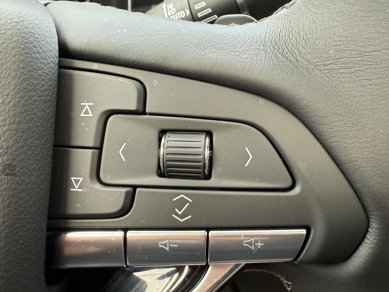 2025 Cadillac XT6 Premium Luxury Connellsville PA
