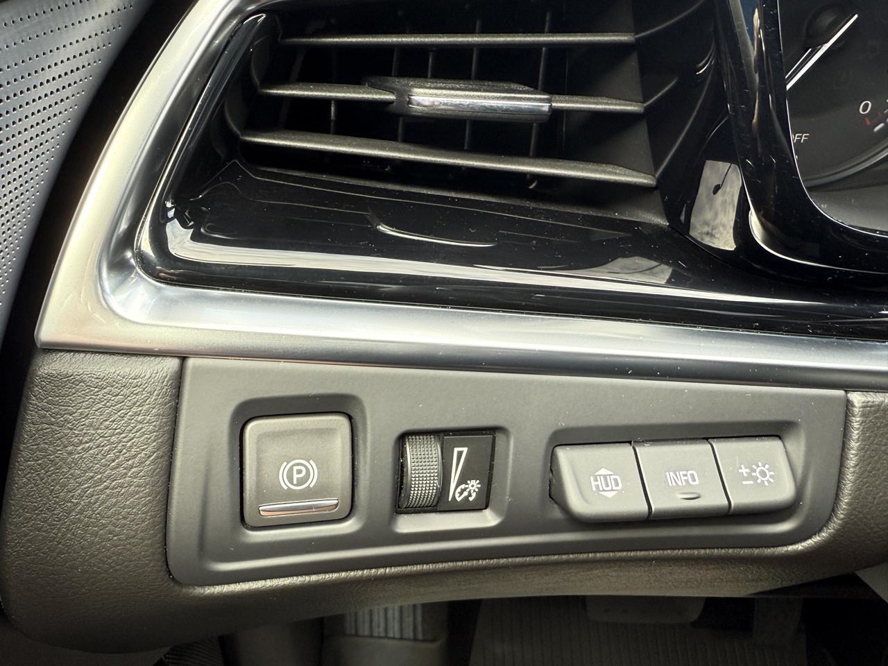 2025 Cadillac XT6 Premium Luxury Connellsville PA