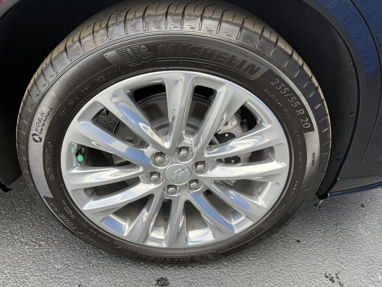 2025 Cadillac XT6 Premium Luxury Connellsville PA